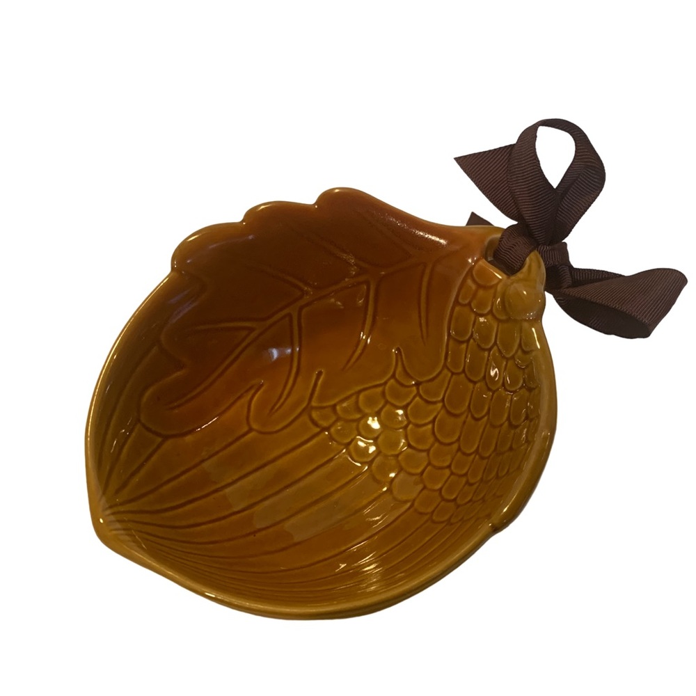 Hallmark Autumn Acorn Bowl